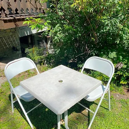 Champraz - Free Parking